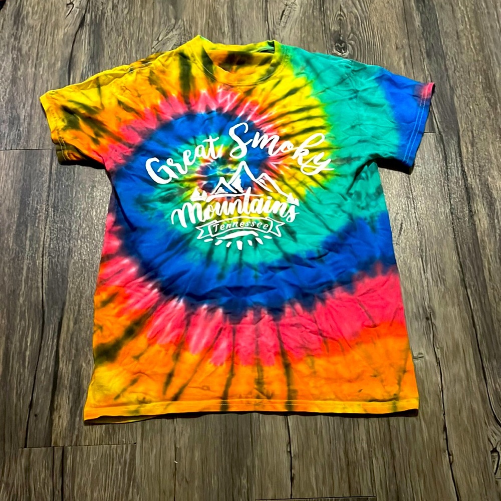 Tie dye shirt size s